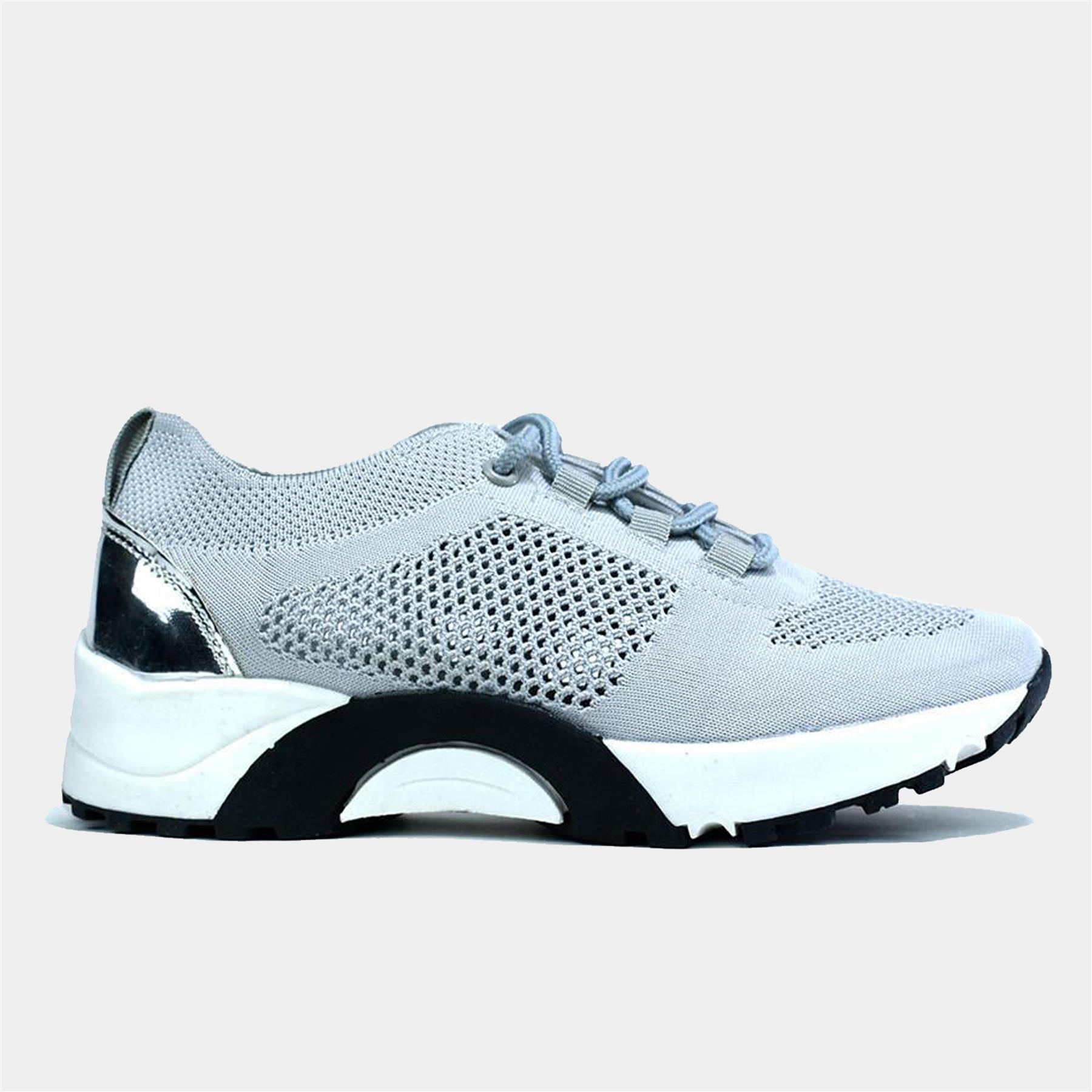 Breathable Basic Knitted Trainer in Grey