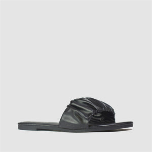 Ruched Strap Flat Sandals in Black