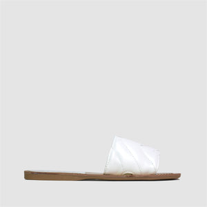 Wood Effect Holiday Sandals in White